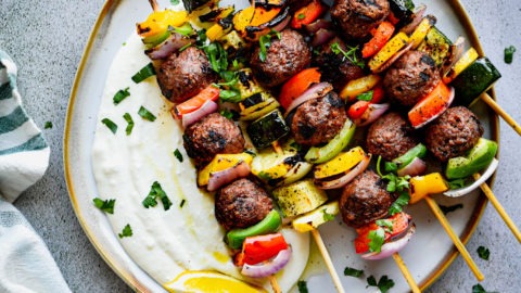 Meatballs with vegetable sticks